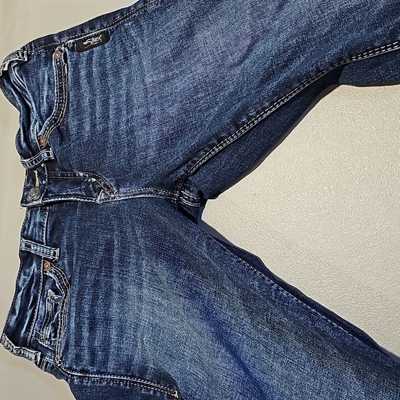 Silver dark wash 28x30 low rise skinny jeans - Picture 5 of 6